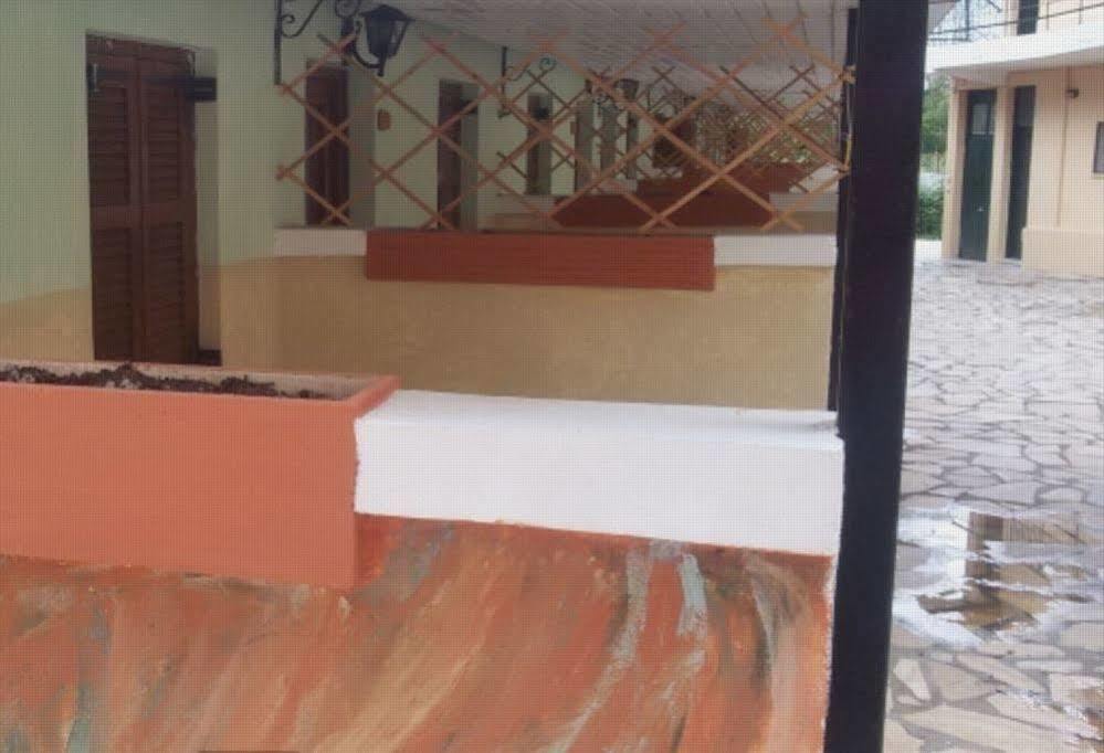 Wilde Rose Hotel ذيسْخا المظهر الخارجي الصورة